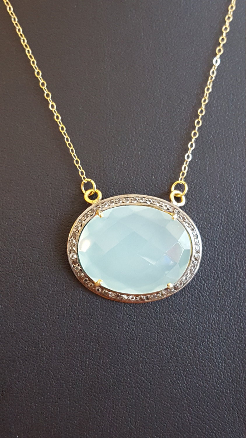Anhänger Aqua Chalcedon Pave Weiß Topas Mit Gold Vermeil Fassung Und Vergoldeter Silber Kette von DianaReevesJewelry