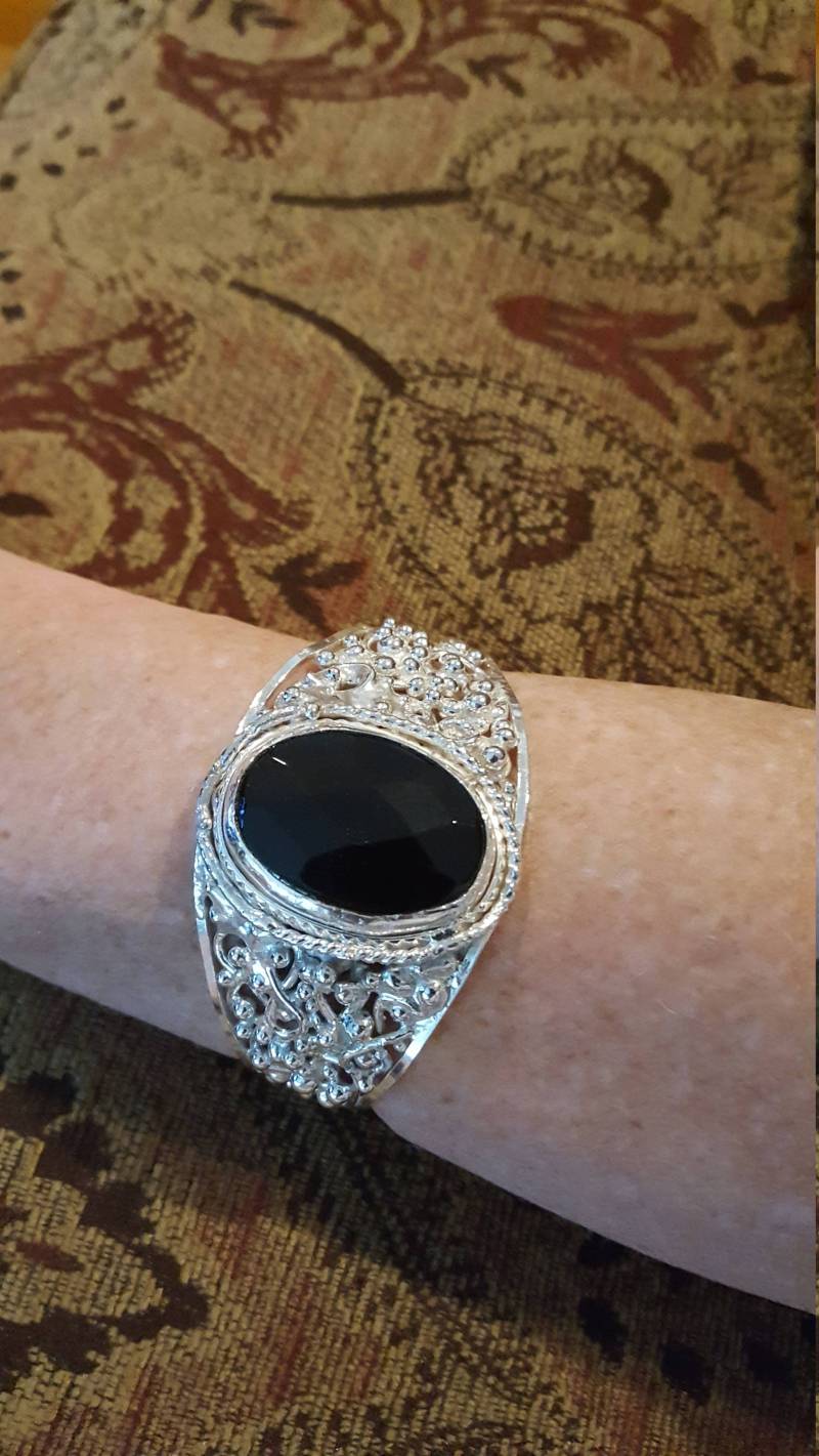 Armreif Aus Argentium 935 Silber Und Onyx von DianaReevesJewelry