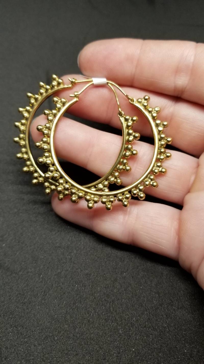 Messing Große Creolen Mediteranen Ohrringe von DianaReevesJewelry