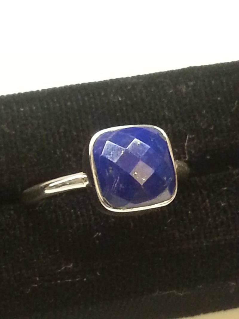 Kissenschliff Lapislazuli Sterling Silber Ring, Größe 7 von DianaReevesJewelry
