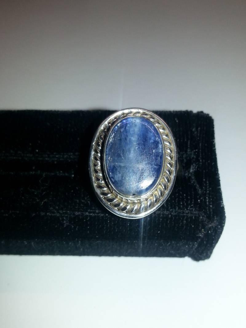Kyanit Und Sterling Silber Ovaler Ring, Größe 6, 5 von DianaReevesJewelry