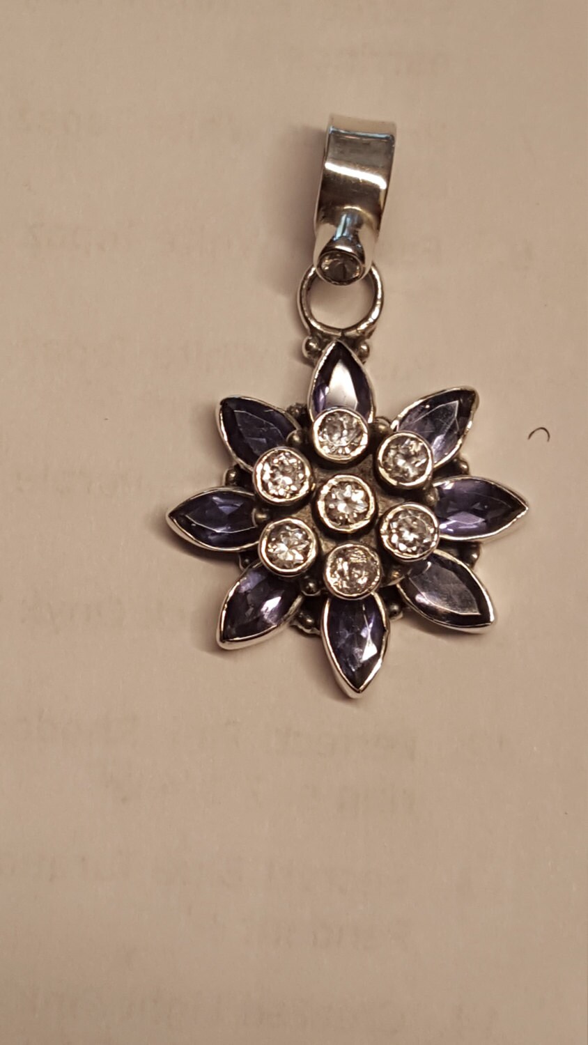 Lila Amethyst Weißer Topas Sterling Silber Anhänger von DianaReevesJewelry