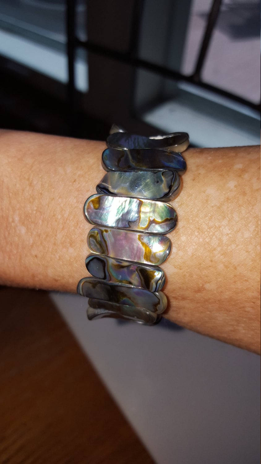 Regenbogen Abalone Größenverstellbares Stretch Armband von DianaReevesJewelry