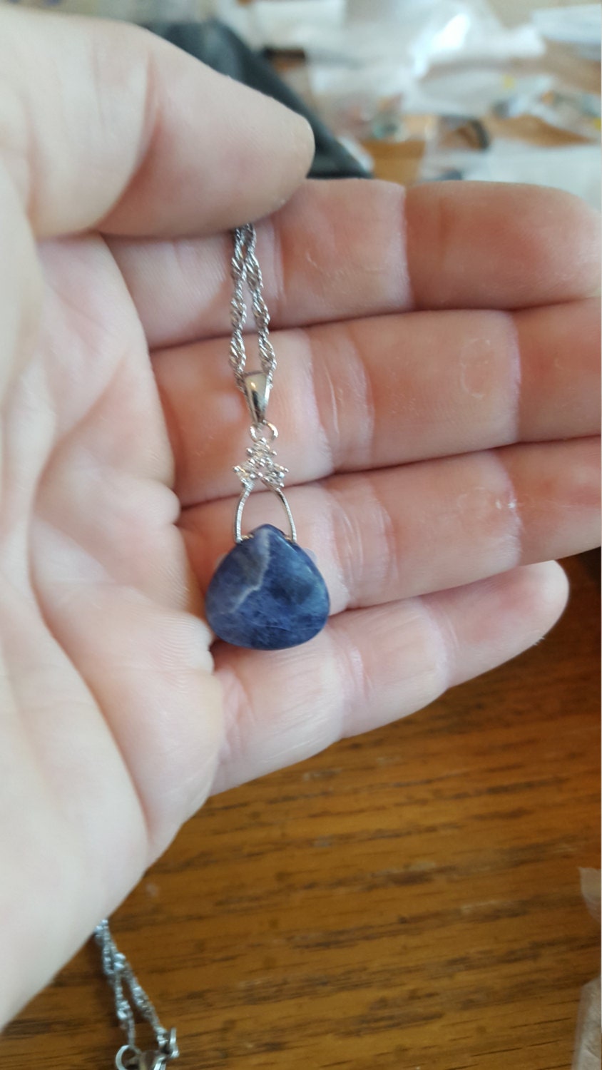 Sodalith & Cz Sterling Silber Anhänger Halskette, 18-Zoll-Kette von DianaReevesJewelry