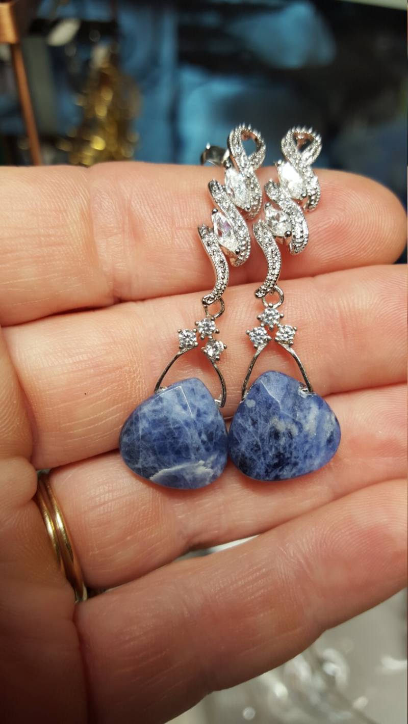 Sodalith Sterling Silber Ohrringe Mit Cz von DianaReevesJewelry