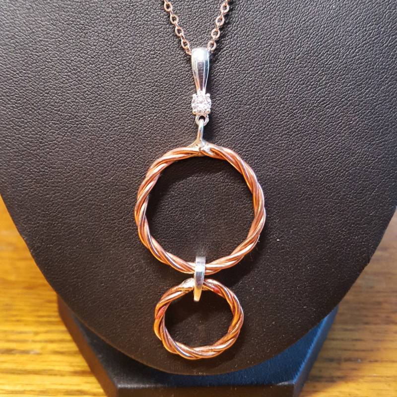 Versilberter Kupferanhänger Mit Silber Und Cz Anhängerschlaufe Rosévergoldeter Silberkette von DianaReevesJewelry