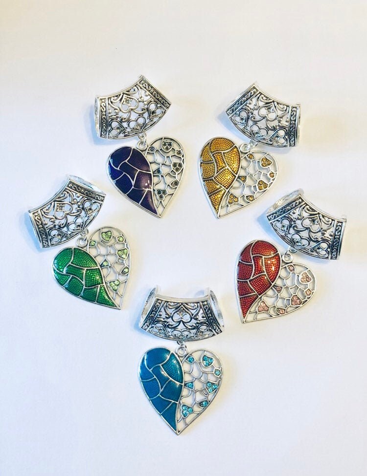 Große Silber Herz Schal Anhängerschlaufe/Anhängeröse Perfekt Für Einen Seiden - Oder Chiffonschal von DianaSianCrafts