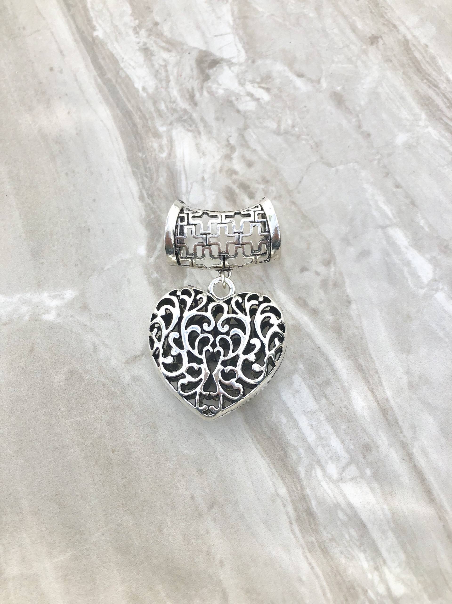 Großer Silberner Hohler Herzschalring, Herzschalschieber/Anhängeröse Perfekt Für Seiden - Und Chiffonschals von DianaSianCrafts