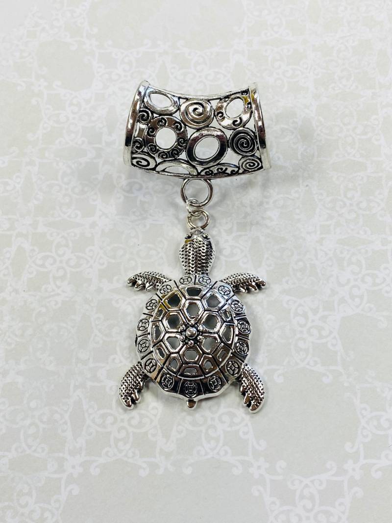 Schildkröt-Schal - Anhängeröse Passend Zu Einem Seiden- Oder Chiffonschal von DianaSianCrafts