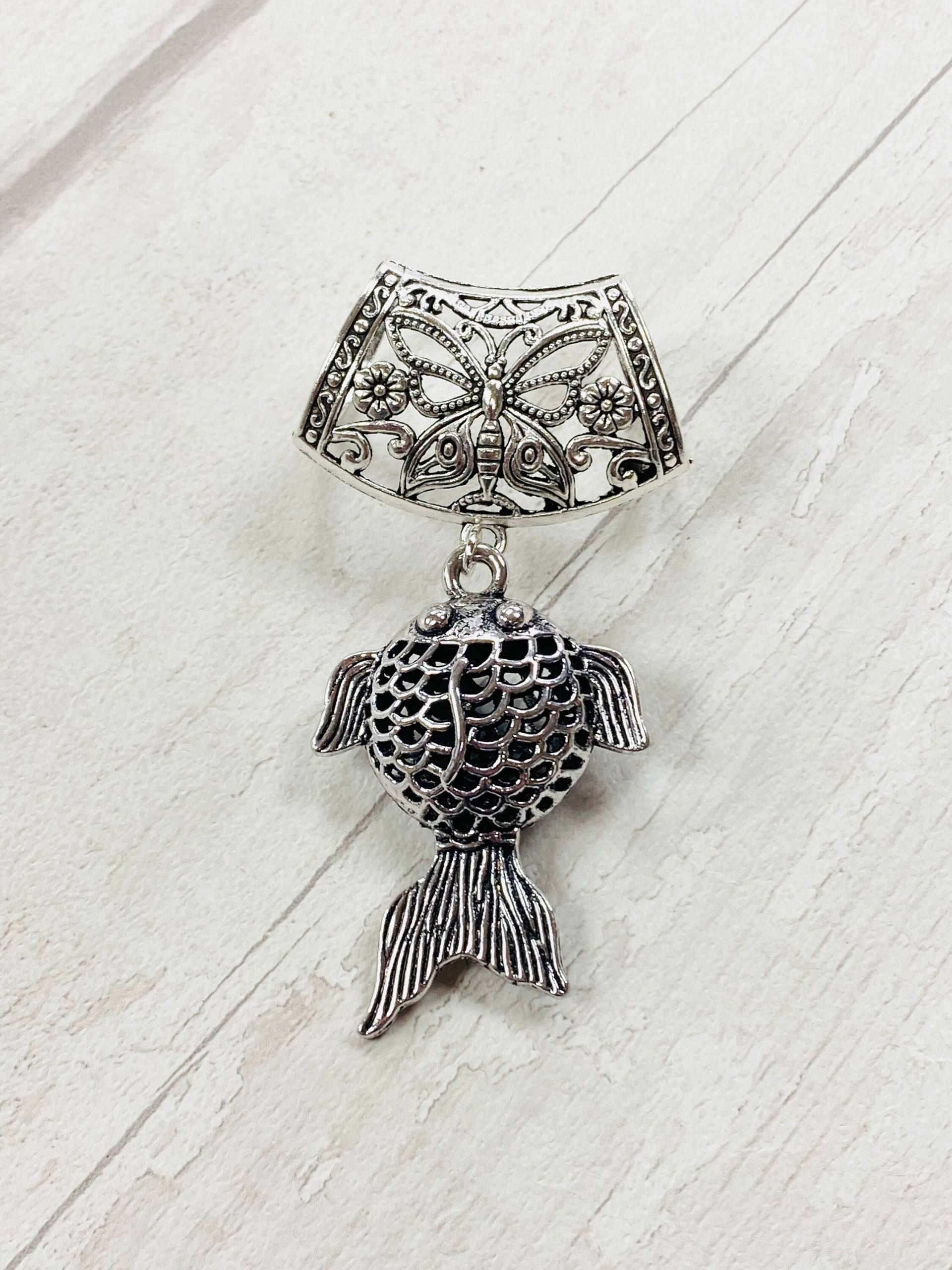 Silber Fisch Schal Anhänger, Schmuck, Geschenk Für Sie von DianaSianCrafts