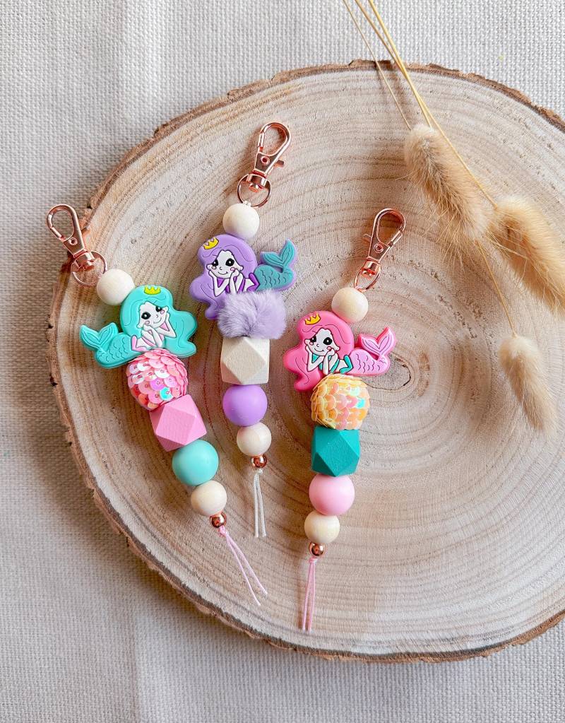 Schlüsselanhänger Meerjungfrau Mit Effektperlen | Anhänger Accessoires Bunt Geschenk Perlen von DianaTDesign