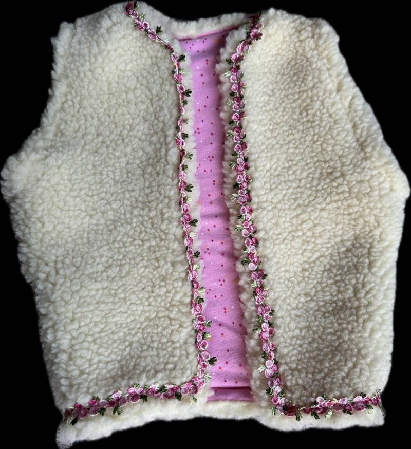 Prinzessinenweste Aus Öko Plüschschafwolle Und Bio-Baumwolle Mit Kronenmuster + Haargummi Geschenk von DianaUndMichael