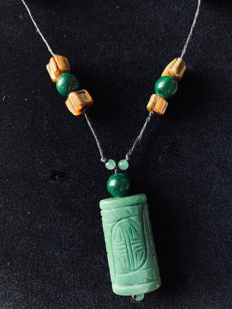 Jade Halskette von DianeRestrepo