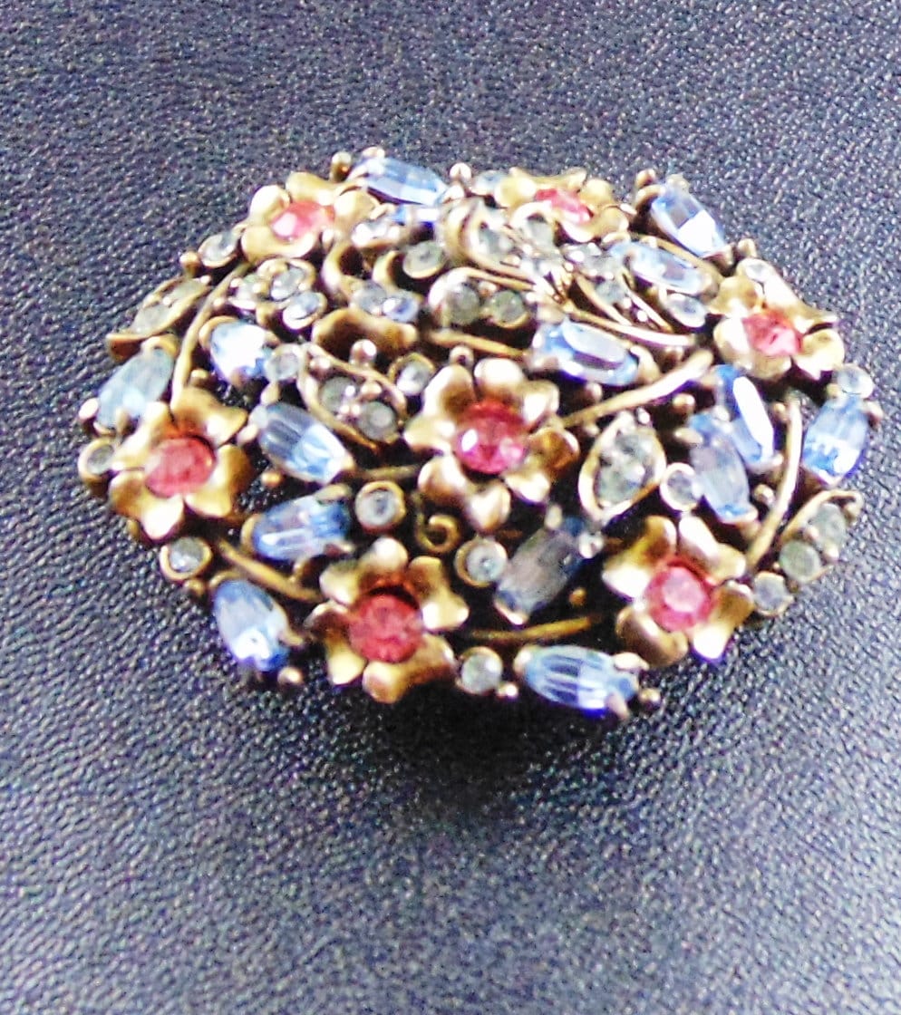 Vintage Unterzeichnet Hollycraft Copr. 1950 Lt. Saphir/Rosa Strass Sechseckigen Brosche von DianesJewelsnMore