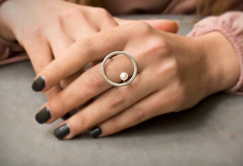 Zierlicher Perlenring Aus 925Er Silber Modernes Statement von Diapiro