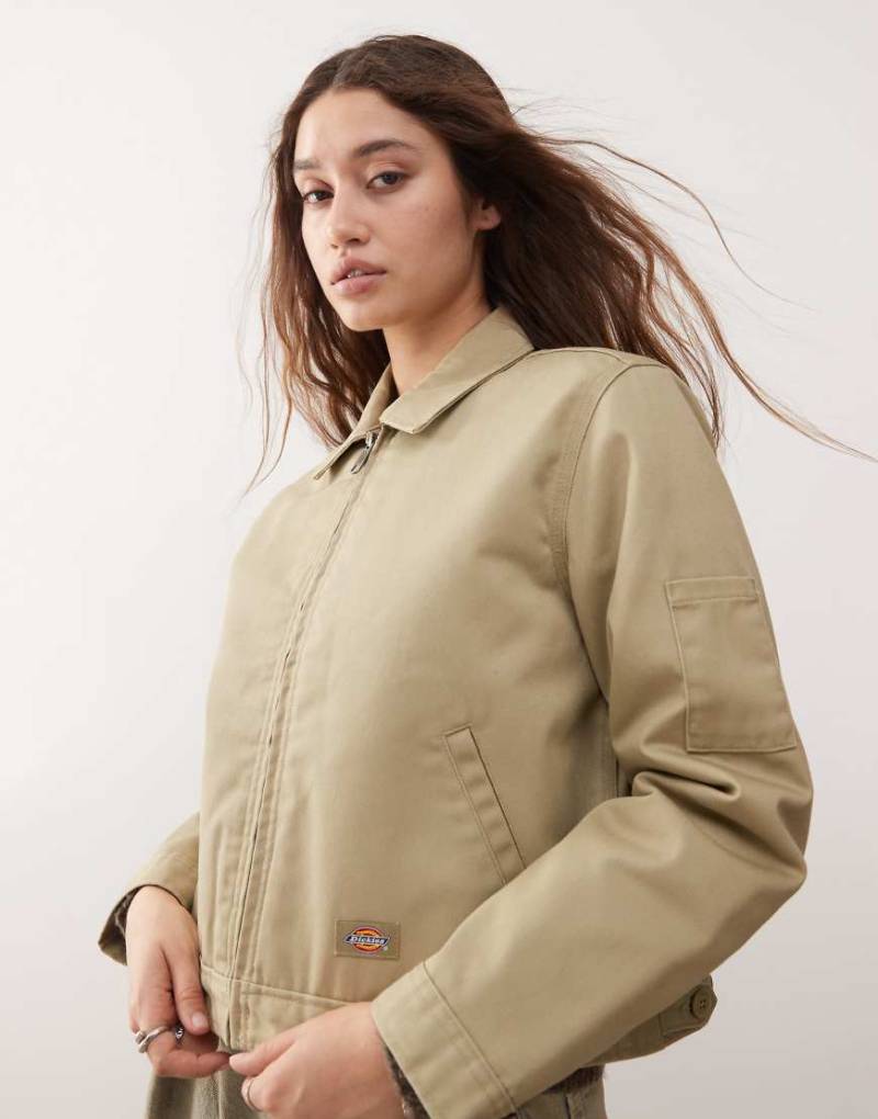 Dickies - Eisenhower - Gefütterte, kurze Jacke in Beige-Grün Dickies - Eisenhower - Gefütterte, kurze Jacke in Beige-Grün von Dickies