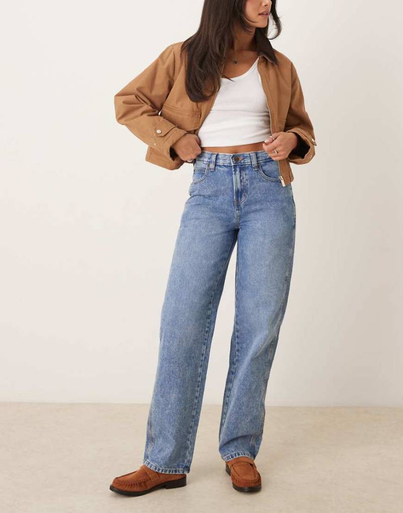 Dickies - Farner - Zweifarbige Baggy Fit Jeans in Rinse-Blau mit verblasstem Effekt von Dickies