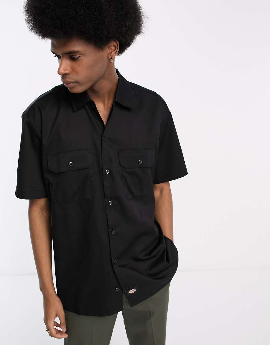 Dickies - Kurzärmliges Hemd in Schwarz Dickies - Kurzärmliges Hemd in Schwarz von Dickies