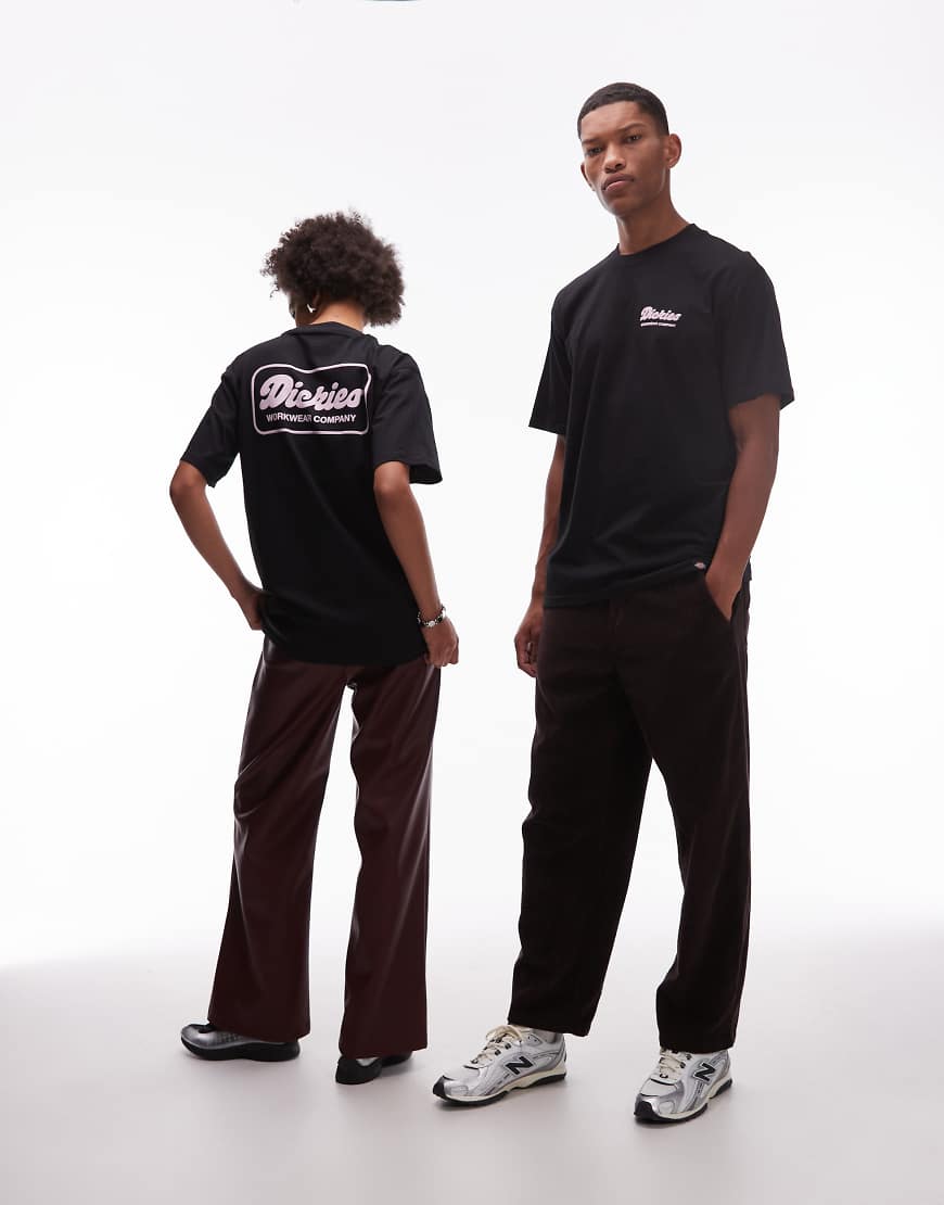 Dickies - Lewistown - T-Shirt in Schwarz und Rosa mit Grafik-Rückenprint von Dickies