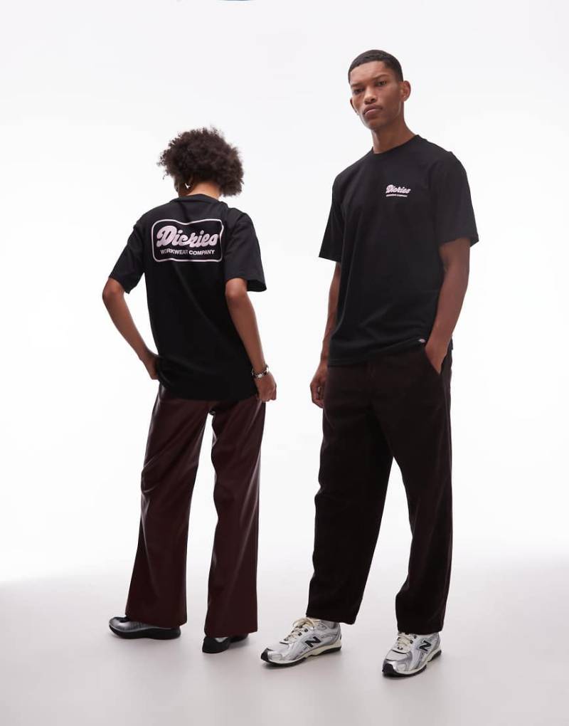 Dickies - Lewistown - T-Shirt in Schwarz und Rosa mit Grafik-Rückenprint von Dickies