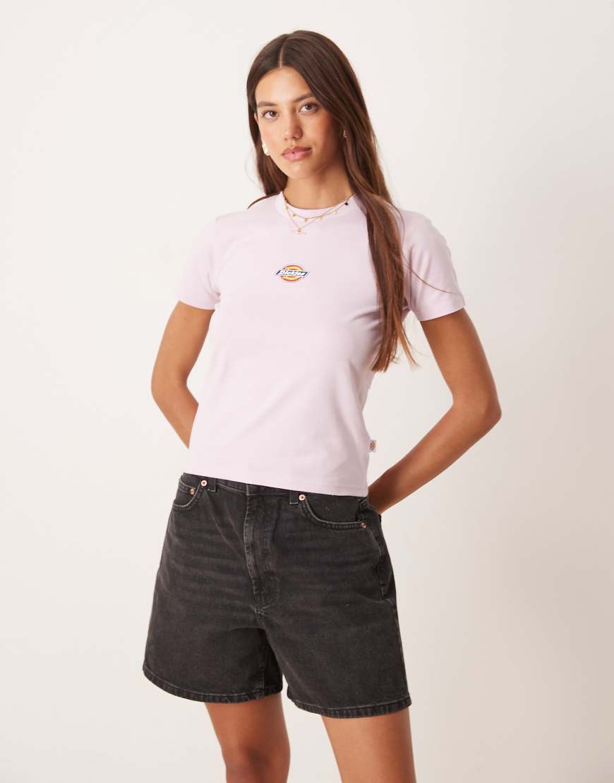 Dickies - Maple Valley - Regular Fit T-Shirt in Hellrosa Dickies - Maple Valley - Regular Fit T-Shirt in Hellrosa von Dickies