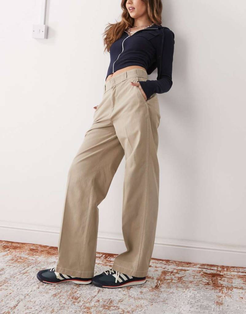 Dickies - Riverbend - Hose im hellbraunem Workwear-Look mit lockerem, weitem Bein von Dickies