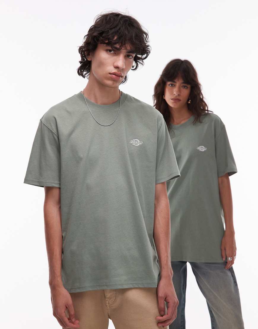 Dickies - Summerdale - Schweres Oversize-T-Shirt in Hellgrün mit Logo auf der linken Brust Dickies - Summerdale - Schweres Oversize-T-Shirt in Hellgrün mit Logo auf der linken Brust von Dickies