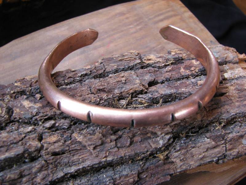 Einzigartige Kupfer Armreif Mit Eingereichten Design. Recycelter Kupferarmreif Einzigartige Kupfer Armreif Mit Eingereichten Design. Recycelter Kupferarmreif von Didikais