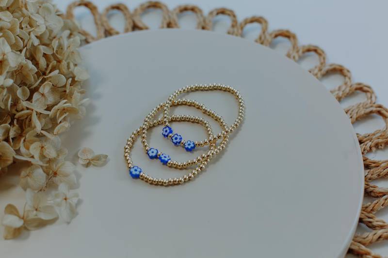 Handgemachtes Perlenarmbänd Mit Goldenen Perlen Aus 14-Karat-Vergoldung. Feiner Schmuck Für Frauen - Geschenkartikel von DidisbyDianaAscher