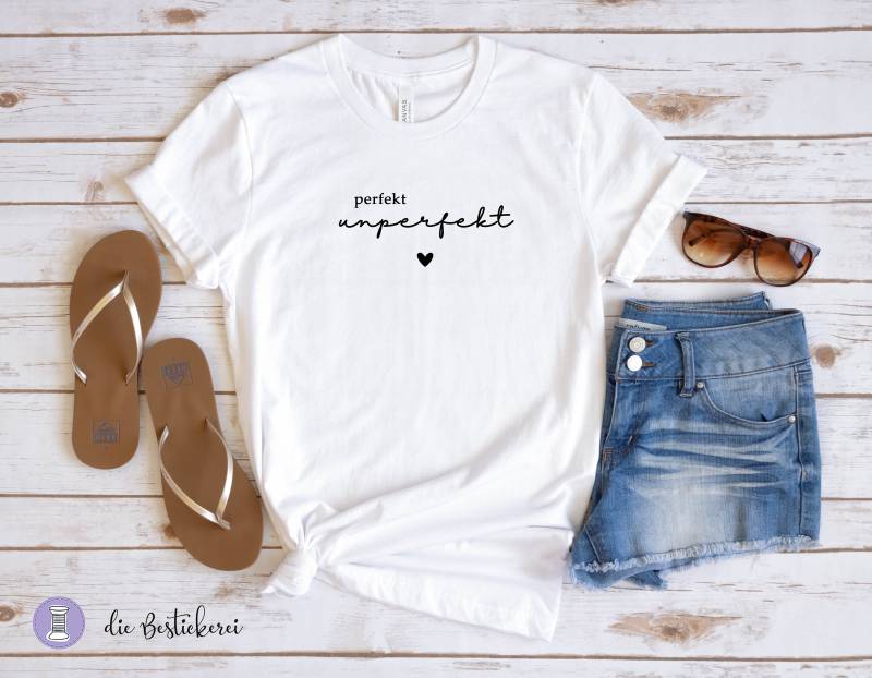 Damen Bio T-Shirt "Unperfekt" von DieBestickerei