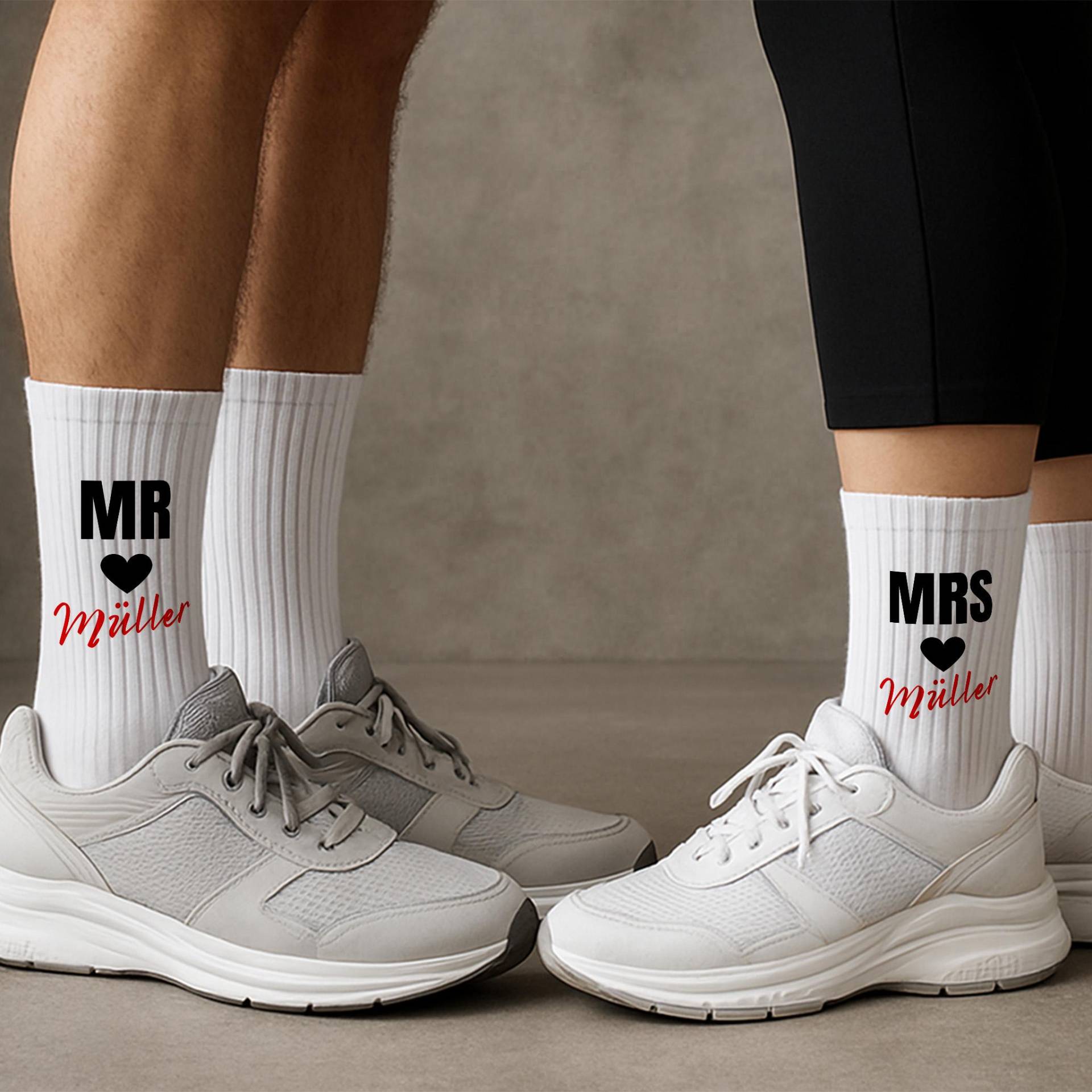 Partner Tennis Socken Mr & Mrs Mit Namen Personalisiert - 2 Paar Geschenk Für Paare, Hochzeit, Jahrestag, Personalisierte Partner Tennis Socken Mr & Mrs Mit Namen Personalisiert - 2 Paar Geschenk Für Paare, Hochzeit, Jahrestag, Personalisierte von DieDekoristen