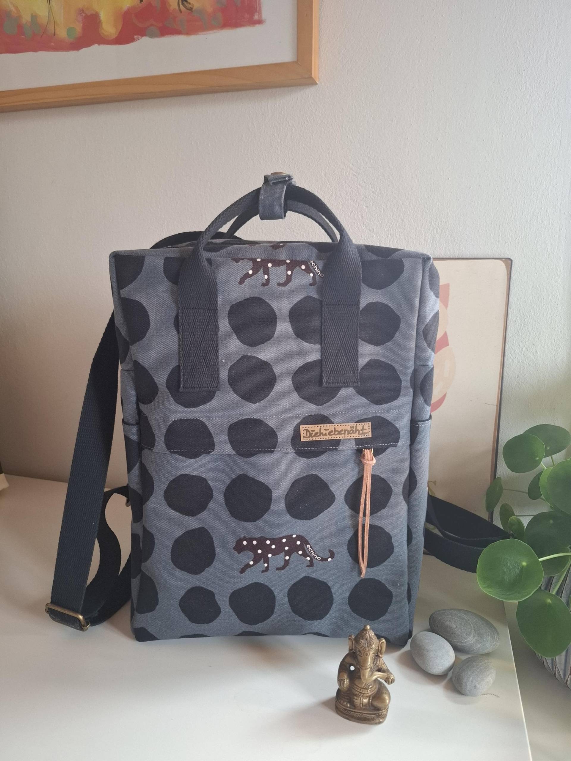 Rucksack, Schultertasche, Backpack Aus Canvas Mit Handgriffen, Reissverschluss Und Schulterriemen - Auf Wunsch Auch Als Rucksacktasche von DieLiebenaeht