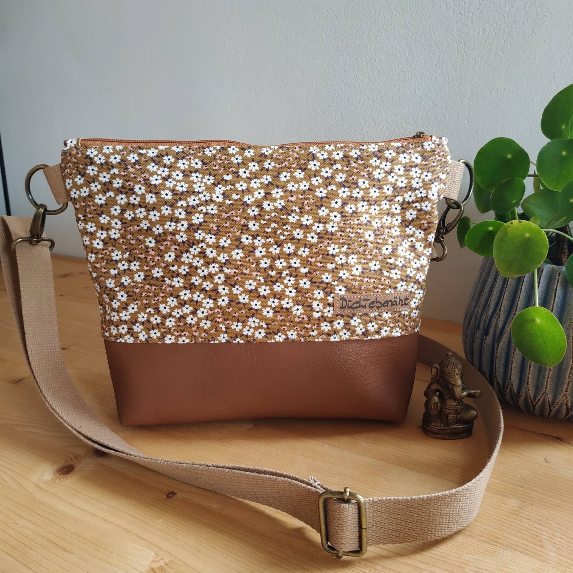 Umhängetasche, Schultertasche, Crossbody, Handgenäht Aus Canvas Und Kunstleder von DieLiebenaeht