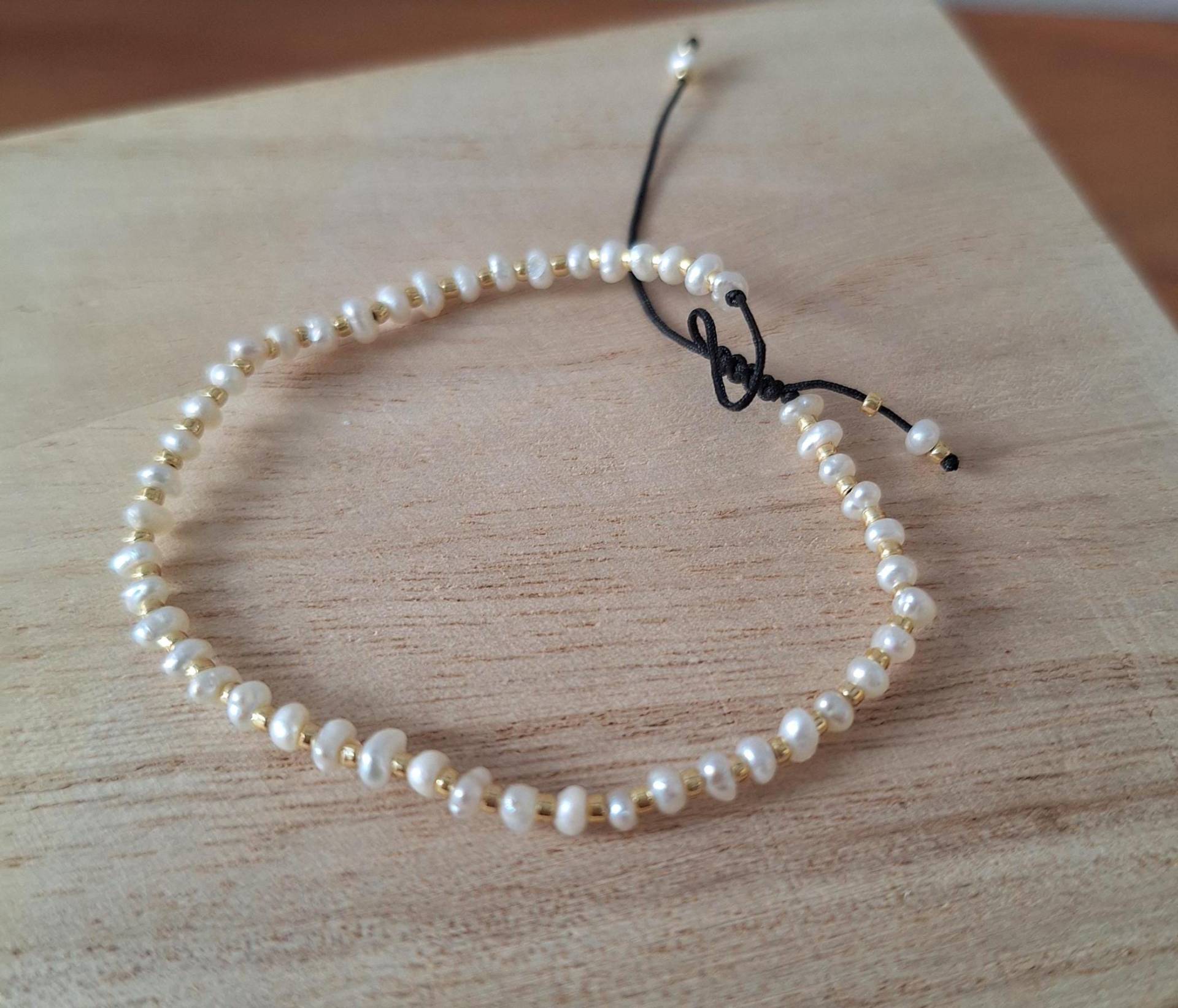 Armband, Makrameearmband , Perlenarmband Minimalistisch Armband, Makrameearmband , Perlenarmband Minimalistisch von DieSchatzkammer
