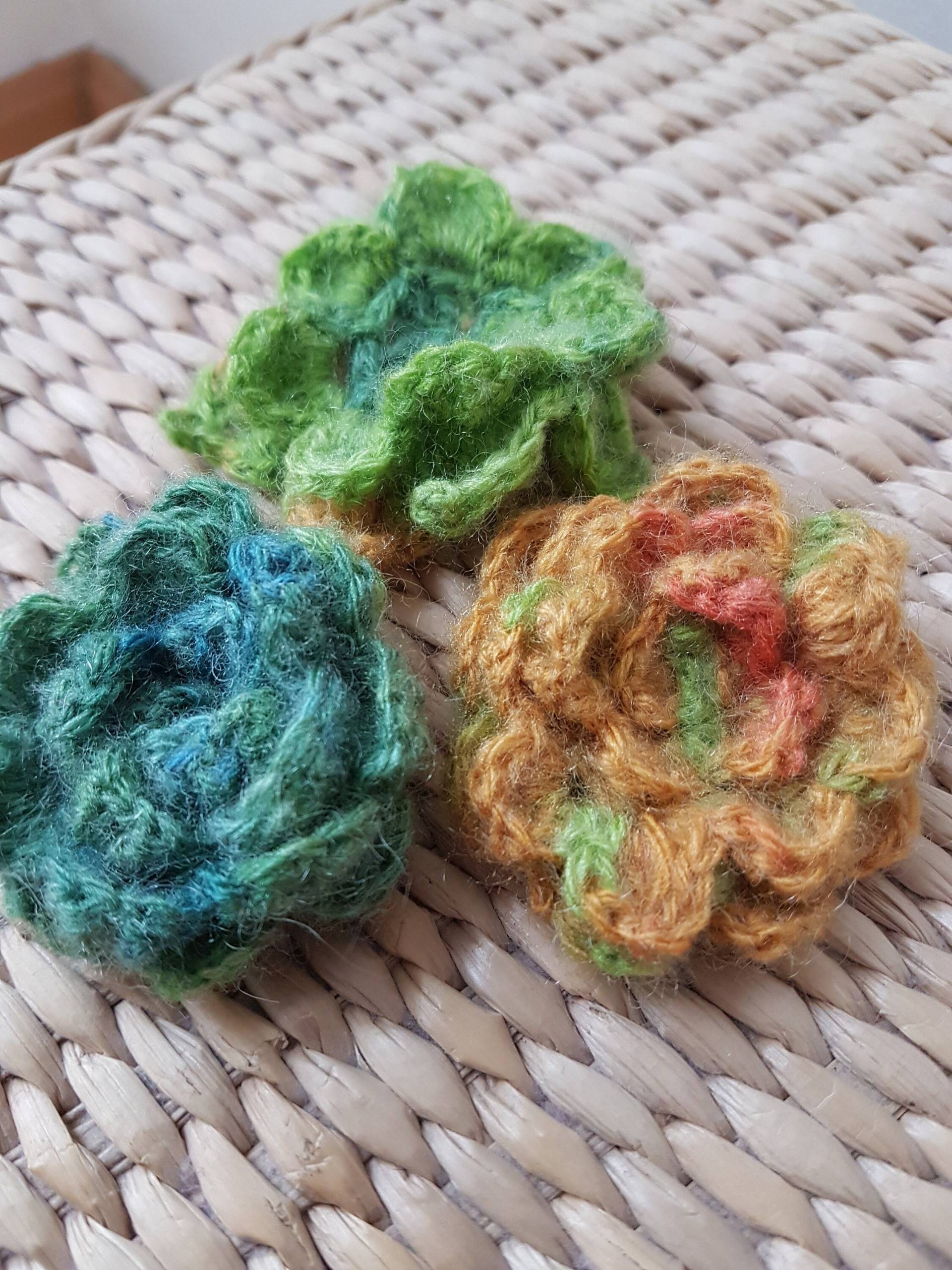 Häkeln Blume 3 - Er Set , Rose Stricken Brosche, Handgestrickte Brosche Häkeln Applikationen Oder Verzierungen Häkeln Blume 3 - Er Set , Rose Stricken Brosche, Handgestrickte Brosche Häkeln Applikationen Oder Verzierungen von DieSchatzkammer