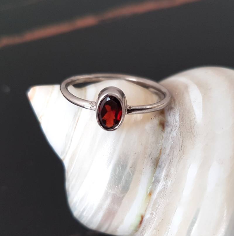 Granat, Granat in Silber , Ring Roter von DieSchatzkammer