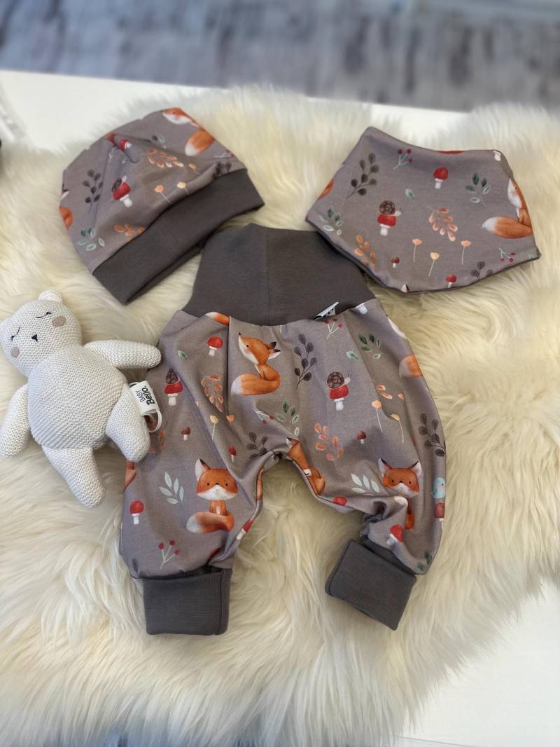 Baby Set 56 62 68 74 Hose , Mütze Und Dreieckstuch Erstausstattung New Born Set , Mädchen Pumphose Fuchs Pilz Herbst von DieStoffprinzessin