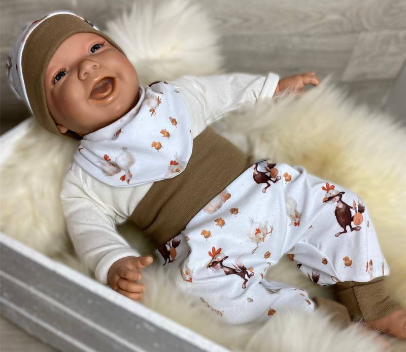 Baby Set 56 62 68 74 Hose , Mütze Und Dreieckstuch Erstausstattung New Born Set Huhn Ei Fuchs Braun Junge Pumphose von DieStoffprinzessin