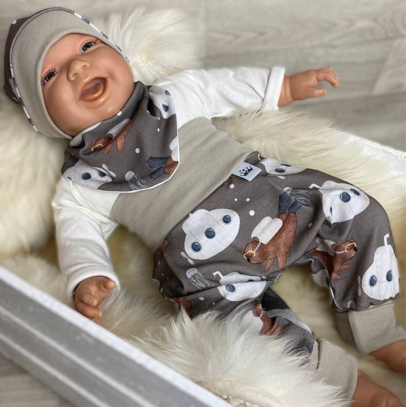 Baby Set 56 62 68 74 Hose , Mütze Und Dreieckstuch Erstausstattung New Born Set Taucher U-Boot Bär Braun Junge Pumphose von DieStoffprinzessin