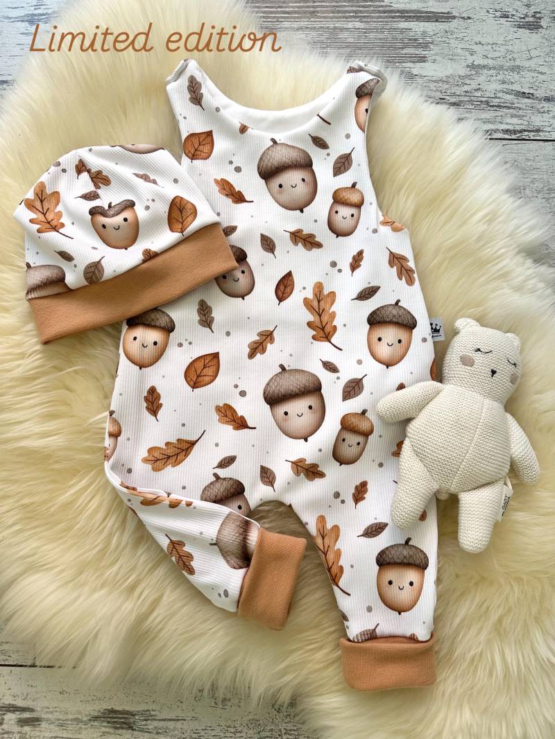 Rip Jersey Strampler 56 62 68 74 Herbst Blätter Braun Weiß Hose, Einteiler , Strampelanzug Mütze Mädchen, Latzhose, Erstausstattung von DieStoffprinzessin