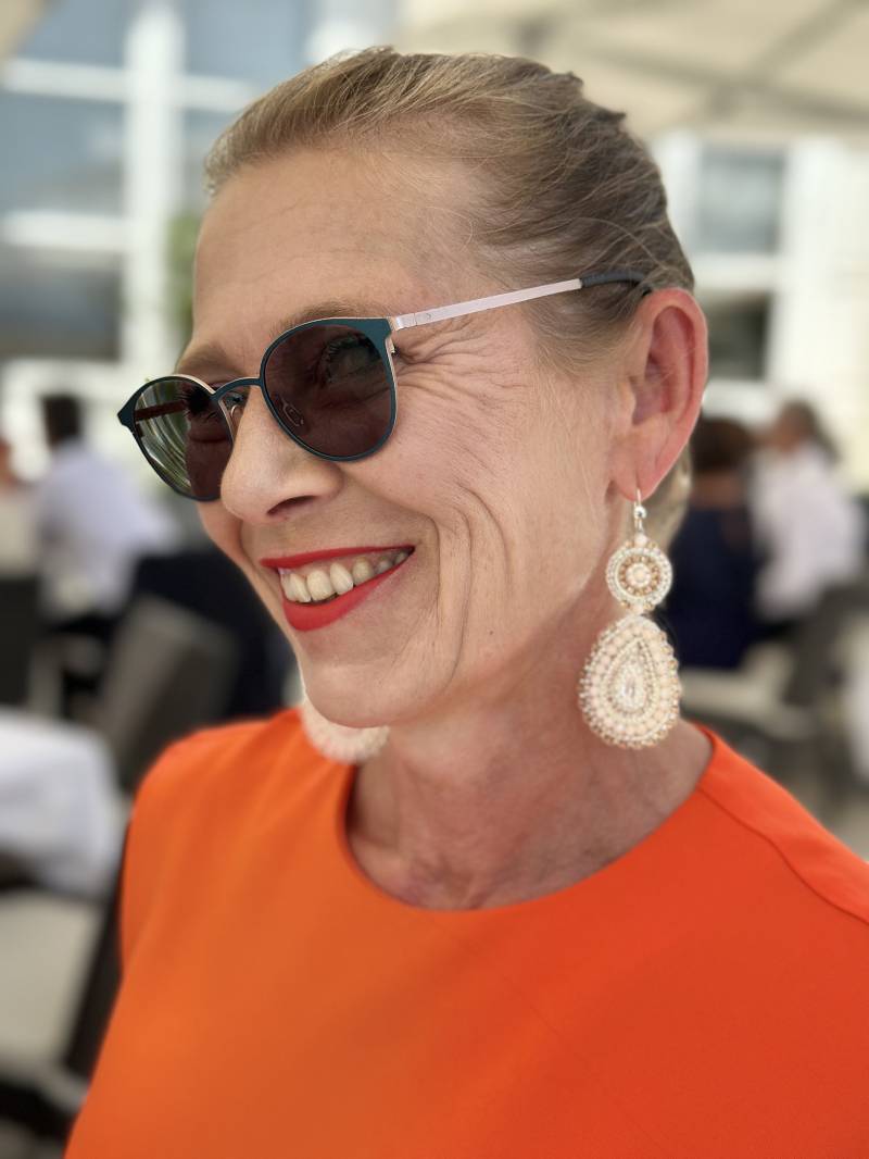 Federleichte, Große Kristallohrringe, Creme Und Beige, Silber, Ohrhaken Sterlingsilber. Handgefertigtes Unikat. Geschenkidee von DieknuepfereiAT