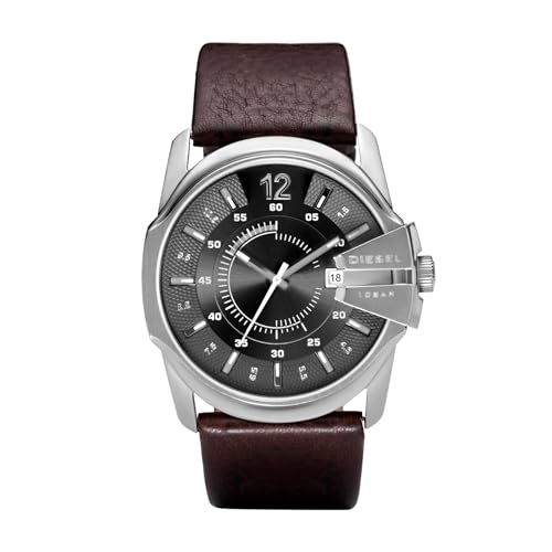 Diesel Herrenuhr Master Chief, Dreizeigeruhrwerk, 46mm Silber / Stahl Edelstahlgehäuse mit Lederarmband, DZ1206 Diesel Herrenuhr Master Chief, Dreizeigeruhrwerk, 46mm Silber / Stahl Edelstahlgehäuse mit Lederarmband, DZ1206 von Diesel