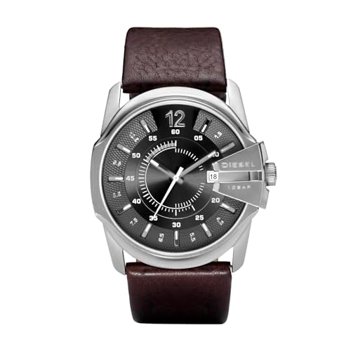 Diesel Herrenuhr Master Chief, Dreizeigeruhrwerk, 46mm Silber / Stahl Edelstahlgehäuse mit Lederarmband, DZ1206 von Diesel