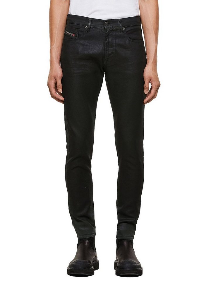 Diesel Slim-fit-Jeans Beschichtete JoggJeans - D-Strukt 069QX - Länge:32 von Diesel