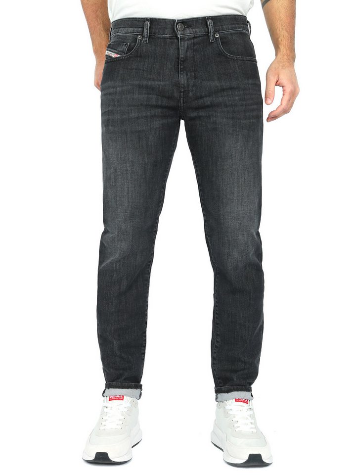 Diesel Slim-fit-Jeans SuperStretch JoggJeans - D-Strukt 09D52 - Länge:32 von Diesel