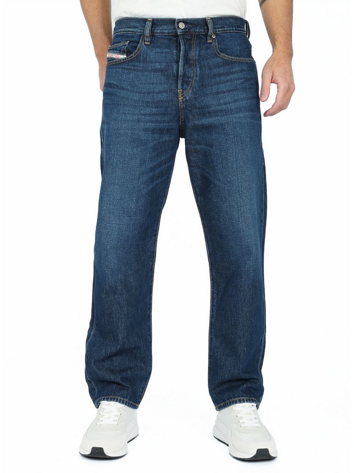Diesel Straight-Jeans bequeme, gerade Beinform - 2020 D-Viker 09C03 von Diesel