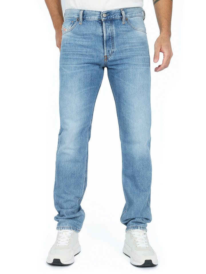 Diesel Straight-Jeans schmale, extra-lange Beinform - 1995 D-SARK 09C15 von Diesel