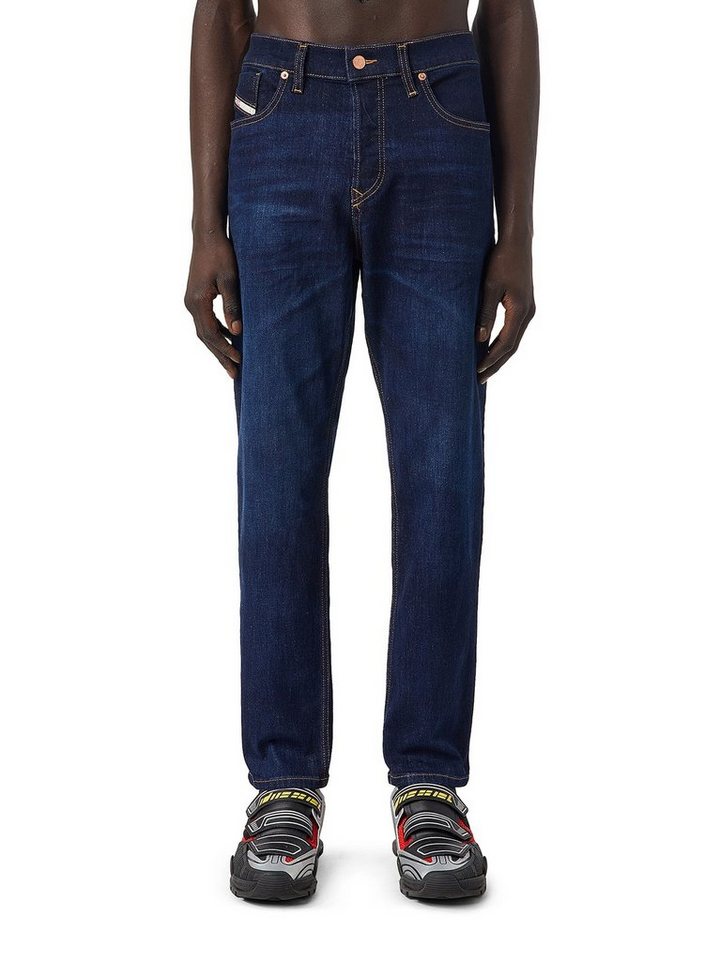 Diesel Tapered-fit-Jeans Knöchellange Regular Hose - D-Fining 0GDAO von Diesel