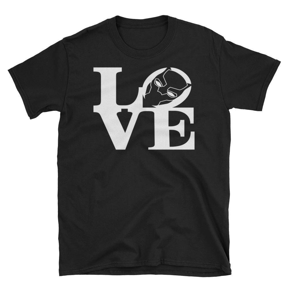 Liebe Black Panther. Unisex T-Shirt. Schwarz Panther.gamer Shirts.marvel Shirts.geek Shirts.funny Shirts.super Held Shirts von DigitalCrack