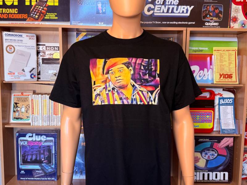 Rerun T-Shirt Neu Wähle Deine Farbe & Größe What's Happening von DigitalStylistics